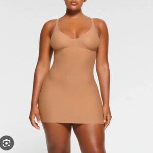 SKIMS Foundations Slip Dress Womens 4X Clay Plus Size Shapewear NWT NEW